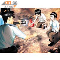 警員趕至截獲兩名可疑少年，發現有人正在挖洞準備埋嬰。
