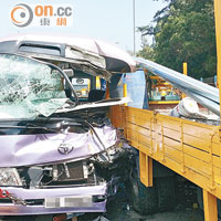 車禍後唔夠機師 聯合航空被鬧爆