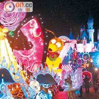 迪士尼首創LED燈花車巡遊