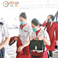 國泰9空姐「搖骰仔」受傷