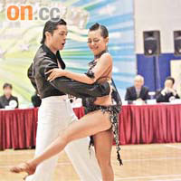 吳森雋（左）及林惠怡希望小選手們能享受舞蹈。
