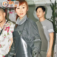 高Ling劏魚 滿面濺血