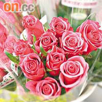 紅玫瑰<br>平日價： 每紮30至40元「拜山」價：每紮60至80元